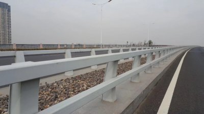 道路不銹鋼防撞護欄 0.6m